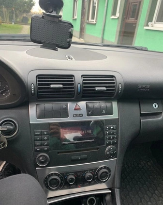 Mercedes-Benz Klasa C cena 15500 przebieg: 318300, rok produkcji 2004 z Kraków małe 79